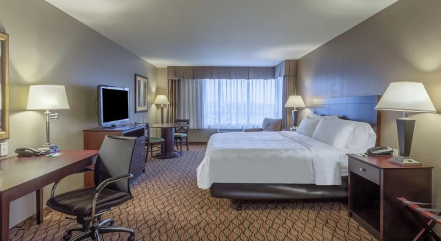Люкс c 1 комнатой Holiday Inn Eau Claire South I-94 by IHG