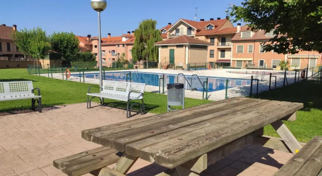 Апартаменты Apartamento Los Maños de Oroel