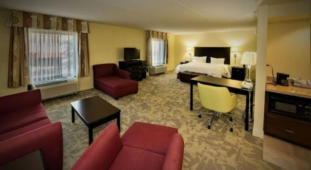Трёхместный люкс Hampton Inn Jacksonville-I-295 East/Baymeadows