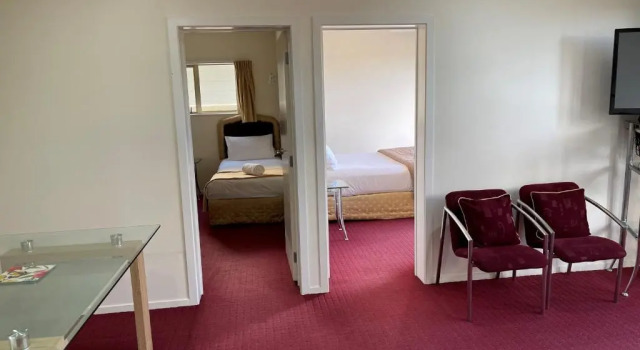 Апартаменты с 2 комнатами Chantillys Motor Lodge