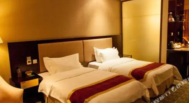 Tianyuan Hot Spring Hotel, Rezerwuj Hotel Hotele biznesowe w Gansu, 4* 5*