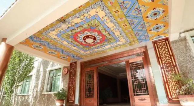 Sun Village Hotel Dunhuang, Rezerwuj Hotel Hotele biznesowe w Gansu, 4* 5*