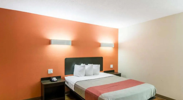 Номер Standard Motel 6 New Brunswick