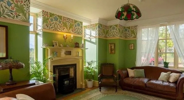 Ardwyn House, Забронировать Отель Лланвртид-Уэлс Повис, рядом с Шерстяная мельница The Cambrian