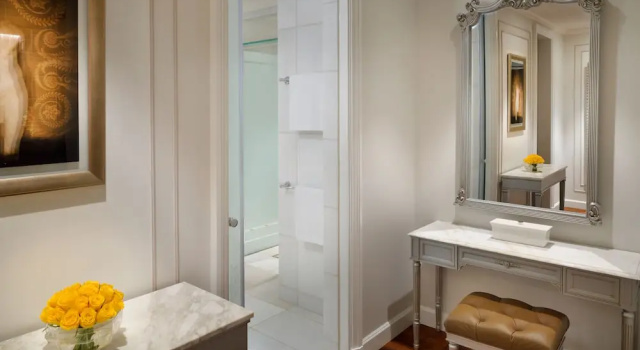 Palazzo Versace Residences Dubai
