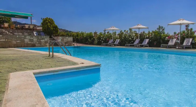 Niforos Apartments