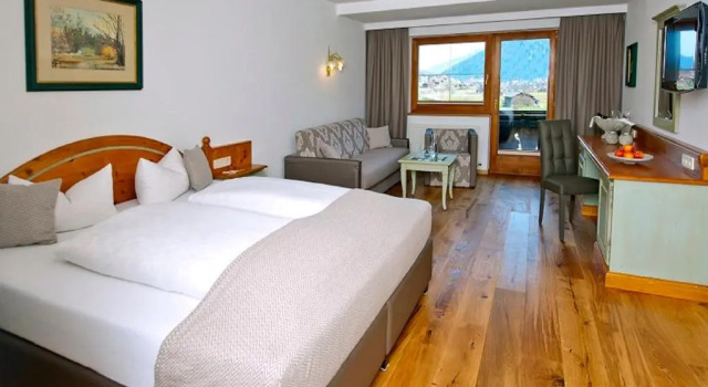 Номер Comfort B&B Hotel Bergjuwel