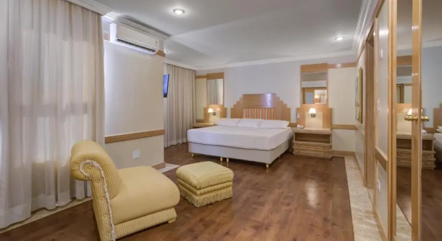 Люкс Slaviero Hotel Londrina Flat