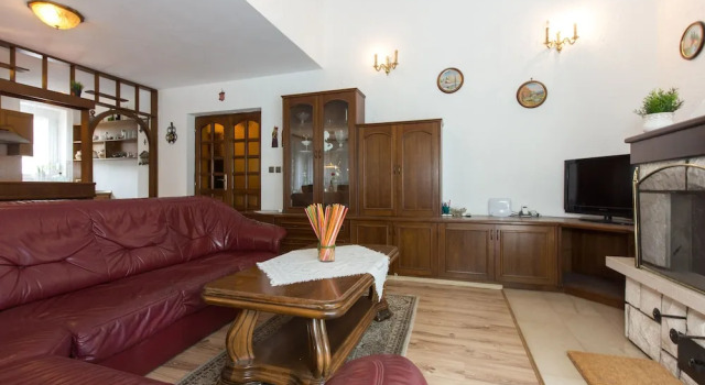 Apartments Zeljka, Varaa Huoneisto Hotellit Kvarner Islands uima-altaalla, Uima-allas
