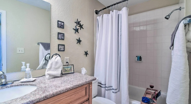 Апартаменты < 1 Mi to Stewart Beach: Gem in East End Galveston