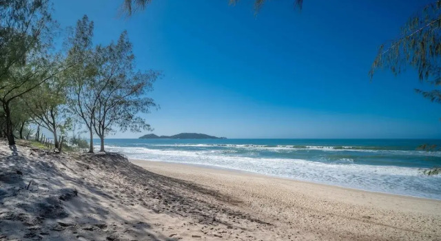 Complete Stay by the Sea, Just 10 Meters From the Beach - Aars