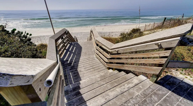 Saltire Cottage by Destin Getaways, Varaa Lomakoti Hotellit Emerald Coast uima-altaalla, Uima-allas