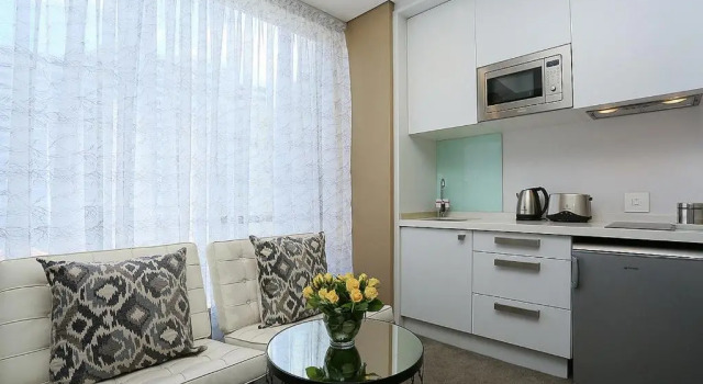 Студия 304 Sandton Skye Apartments