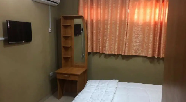 Pent House Appartment, Book Hotel Ikeja 