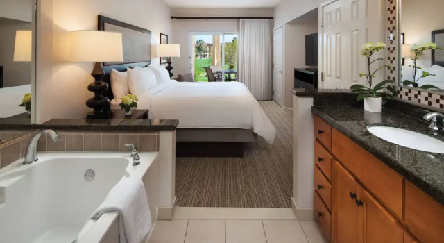 Четырёхместная вилла с балконом Marriotts Shadow Ridge I - The Villages