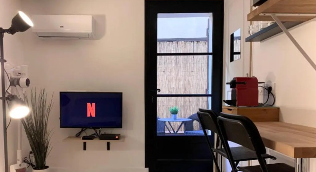 Студия Petit Studio Terrasse Toulon Vieille Ville