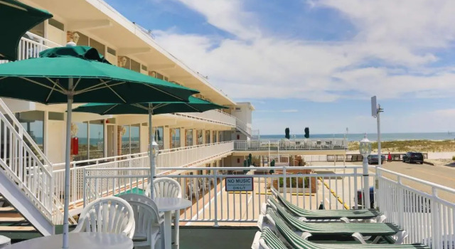 Commander by the Sea Motel, Varaa Motelli Hotellit Wildwoods Beach pysäköinnillä, Pysäköinti