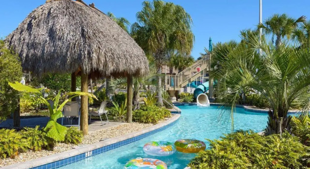 Коттедж Deluxe Single Family Home w Pool Close to Disney 1406