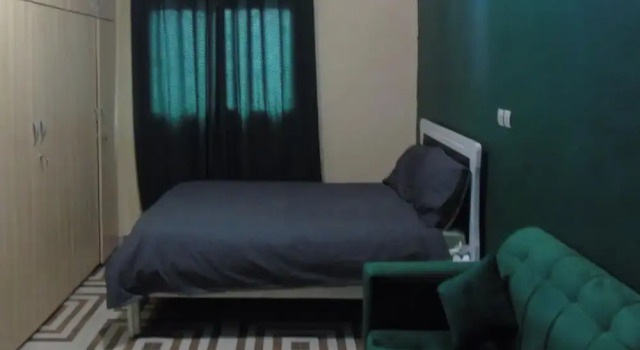 3-bed Apartment Sleeps 6 - Garden, Parking, Pets, Boek Appartement Cocody 