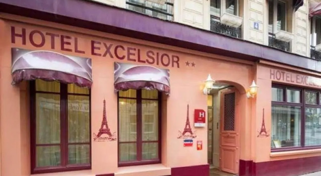 Четырёхместный номер Hotel Excelsior