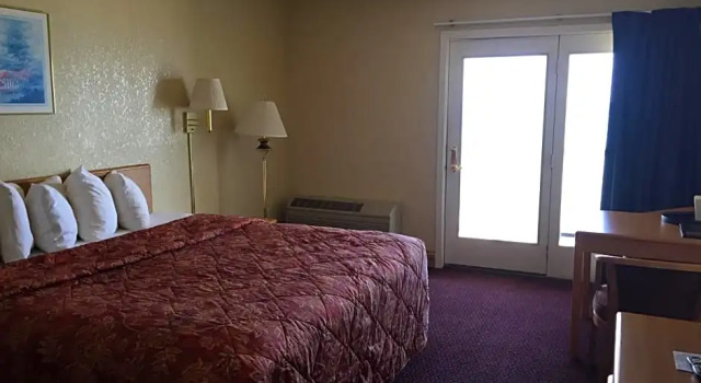 Четырёхместный номер Deluxe Fairview Beachfront Inn & Waterpark