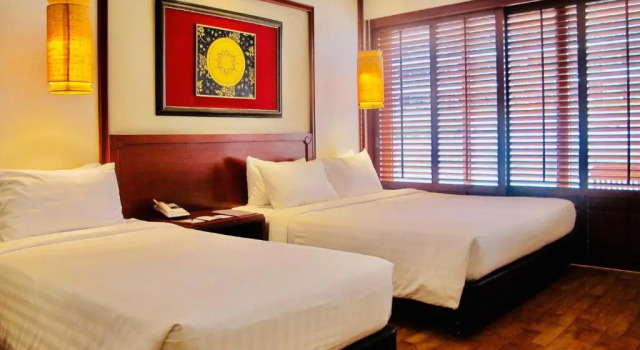 Кровать в общем номере с 2 комнатами Centre Point Sukhumvit Thong-Lo