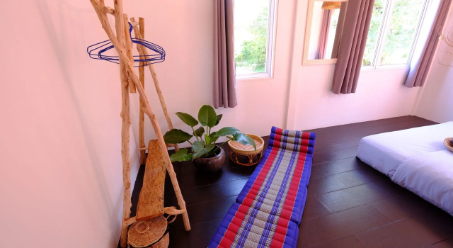Sweet Life Guesthouse, Забронировать Отель Отели Ланта-Яй с парковкой, рядом с Старый город Ланты, Парковка