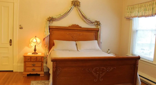 Номер Classic Antigonish Victorian Inn