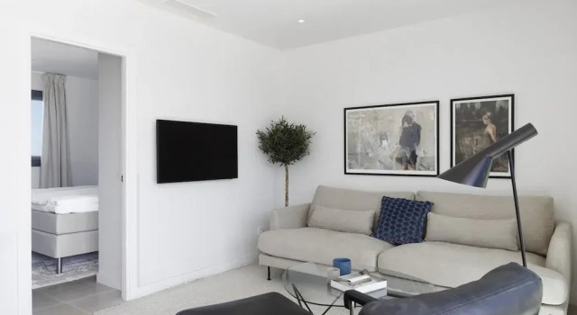 Luxury Apartment With Terrace in Higueron