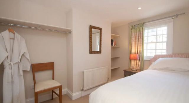 Veeve - City Cottage, Varaa Lomakoti Mökit kohteessa Merseyside, Mökki