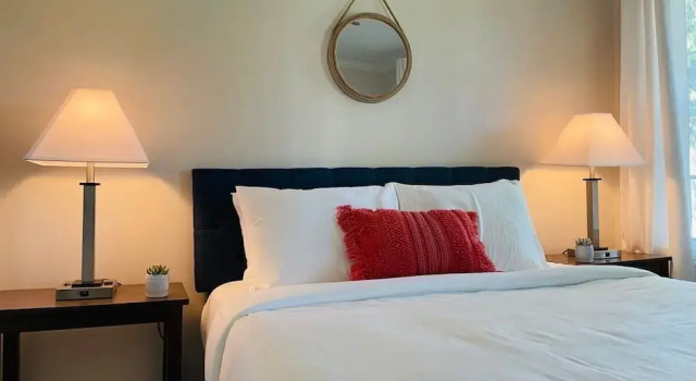 83rd Street Comfy Cottage, Buchen Sie Ferienhaus Villen in Birmingham, Villa