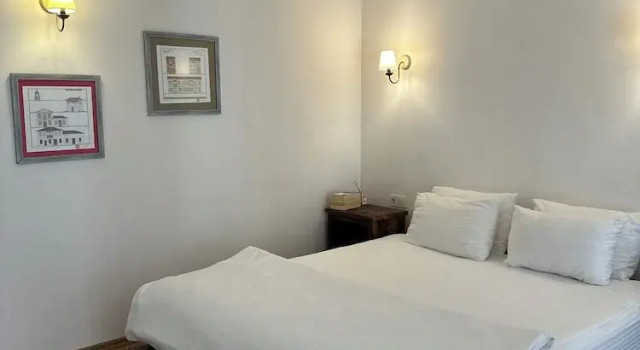 Трёхместный номер Standard Beige Rooms