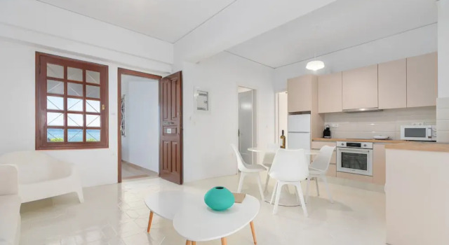 Апартаменты Premium COSTA VASIA Seaside Suites and Apartments