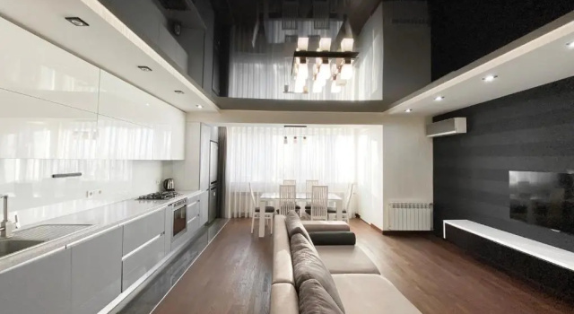 Luxury 2-bedroom river view, Book Hotel Hotels in Dnipro with Parking, Parking