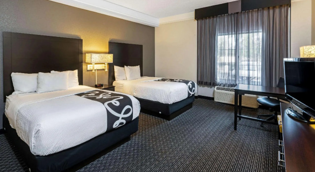 Четырёхместный номер Standard La Quinta Inn & Suites by Wyndham Mesa Superstition Springs