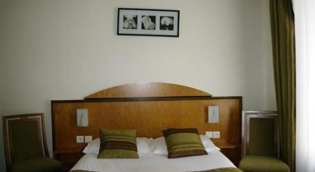 Двухместный номер Standard Hôtel Crystal Reims Centre