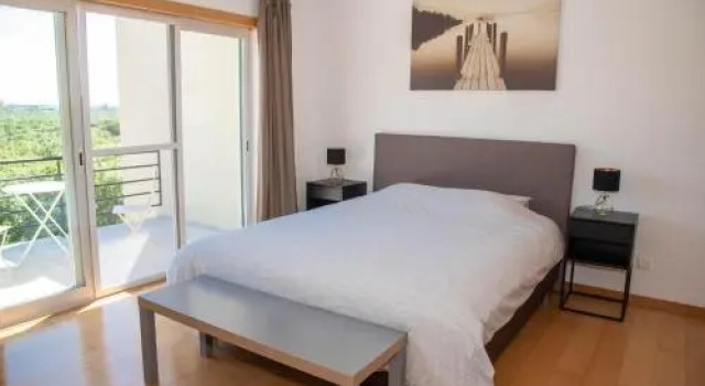 Casa Gemeos, Rezervovat Hotel Hotely v Oeste s parkováním, Parkování