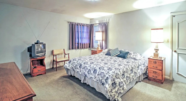 Mid-century Hideaway: Spacious Brownsville Home!, Prenota Casa vacanze Brownsville Rio Grande Valley