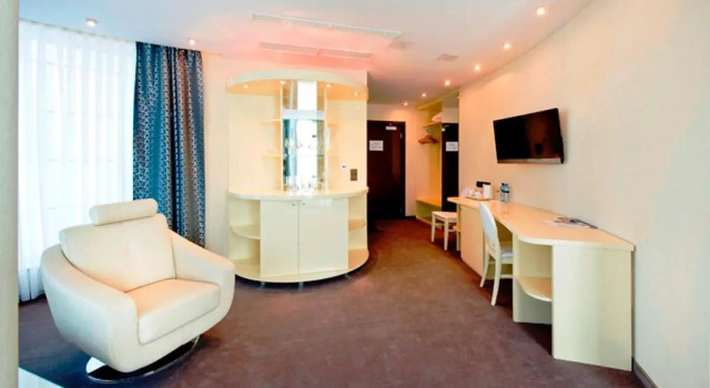 Апартаменты Hotel Symfonia Osjaków