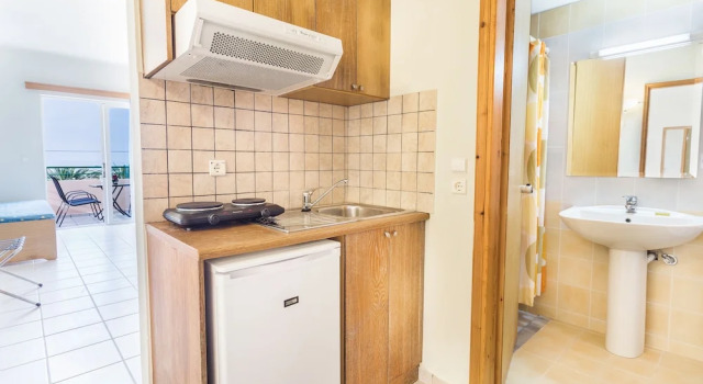 Апартаменты с балконом Alonia Hotel Apartments