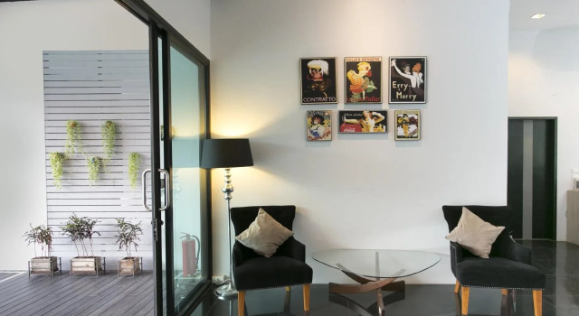 D Living Hotel