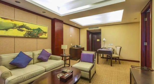 Двухместный люкс Deluxe Nanjing Greenland Yuhao Hot Spring Hotel