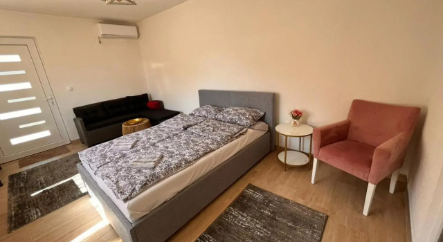 City apartment 2, Забронировать Апартаменты/квартира Отели Високо с парковкой, Парковка