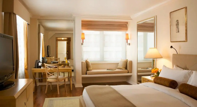 Двухместный номер Union Square Deluxe Taj Campton Place