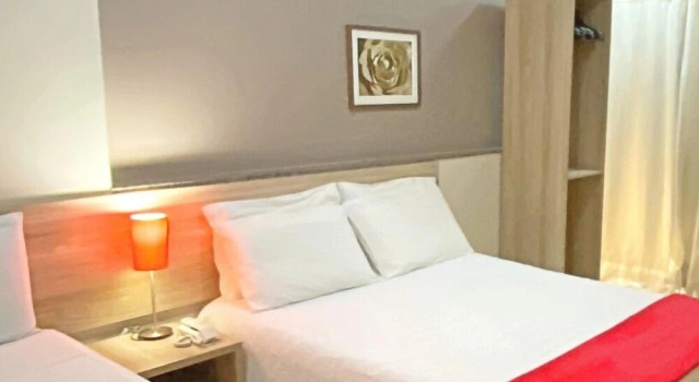Номер Standard Hotel Golden JK
