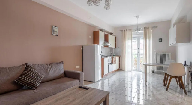 Central apartment with parking, Book Apartment Larissa Thessalia