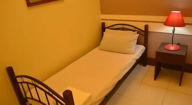 Кровать в общем номере Airport Travelodge Manila - Hostel