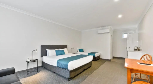 Номер Superior Robe Central Motel