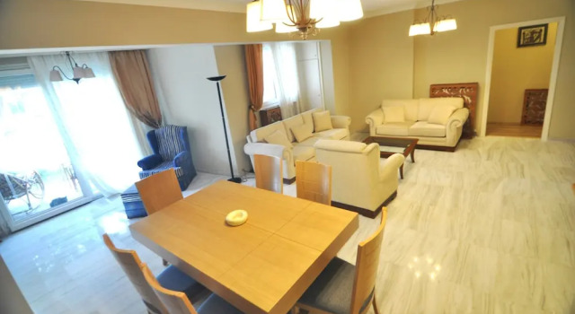 Zennova 40 Trikorfo Cottage, Buchen Sie Ferienhaus Hotels in Mazedonien mit Parkplatz, Parkplätze