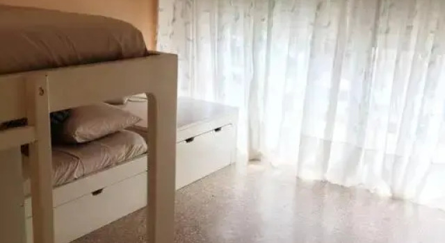 Arcobaleno, gran apartamento con con 2 balcones hacia el Jardín y hacia el frente, Prenota Appartamento Hotel a Maldonado con parcheggio, Parcheggio